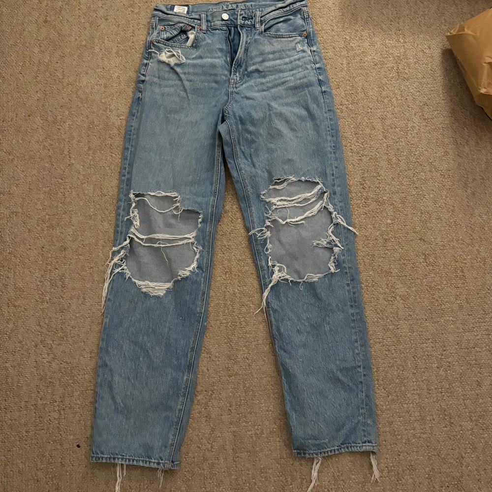 American eagle baggy ripped mom jeans